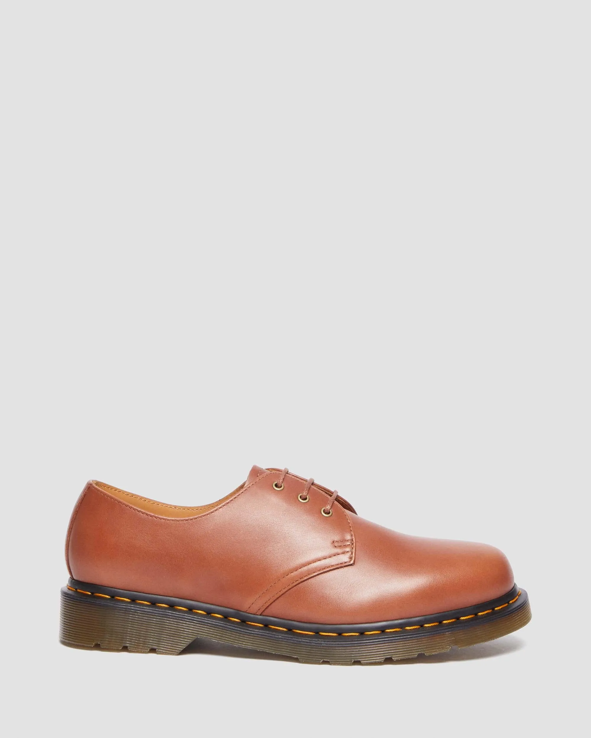 1461 Leather Oxfords Carrara Dr. Martens