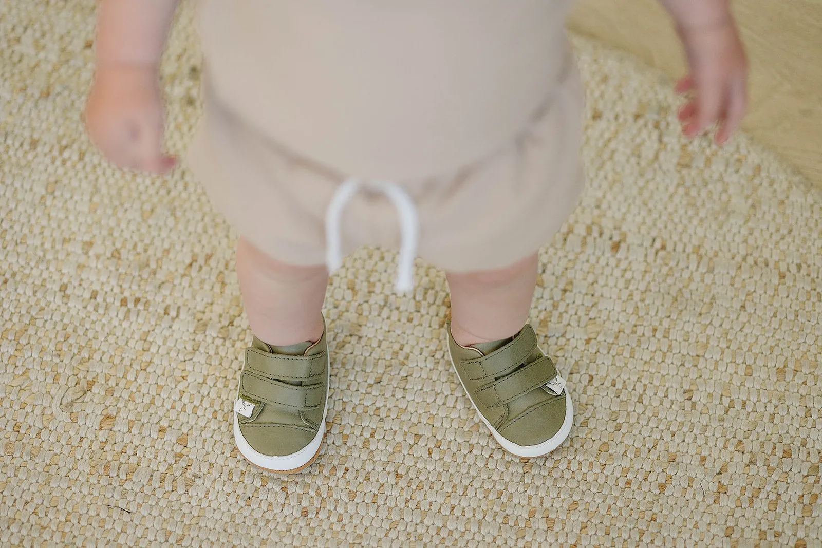 Casual Army Green Low Top {Premium Leather}