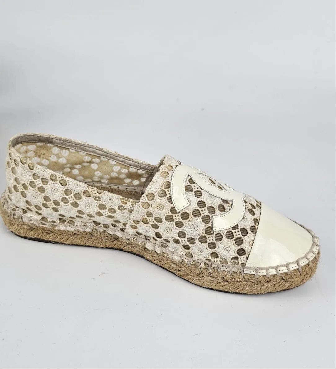 Embroidered Espadrilles in Off White and Off White Patent CC / Top Cap