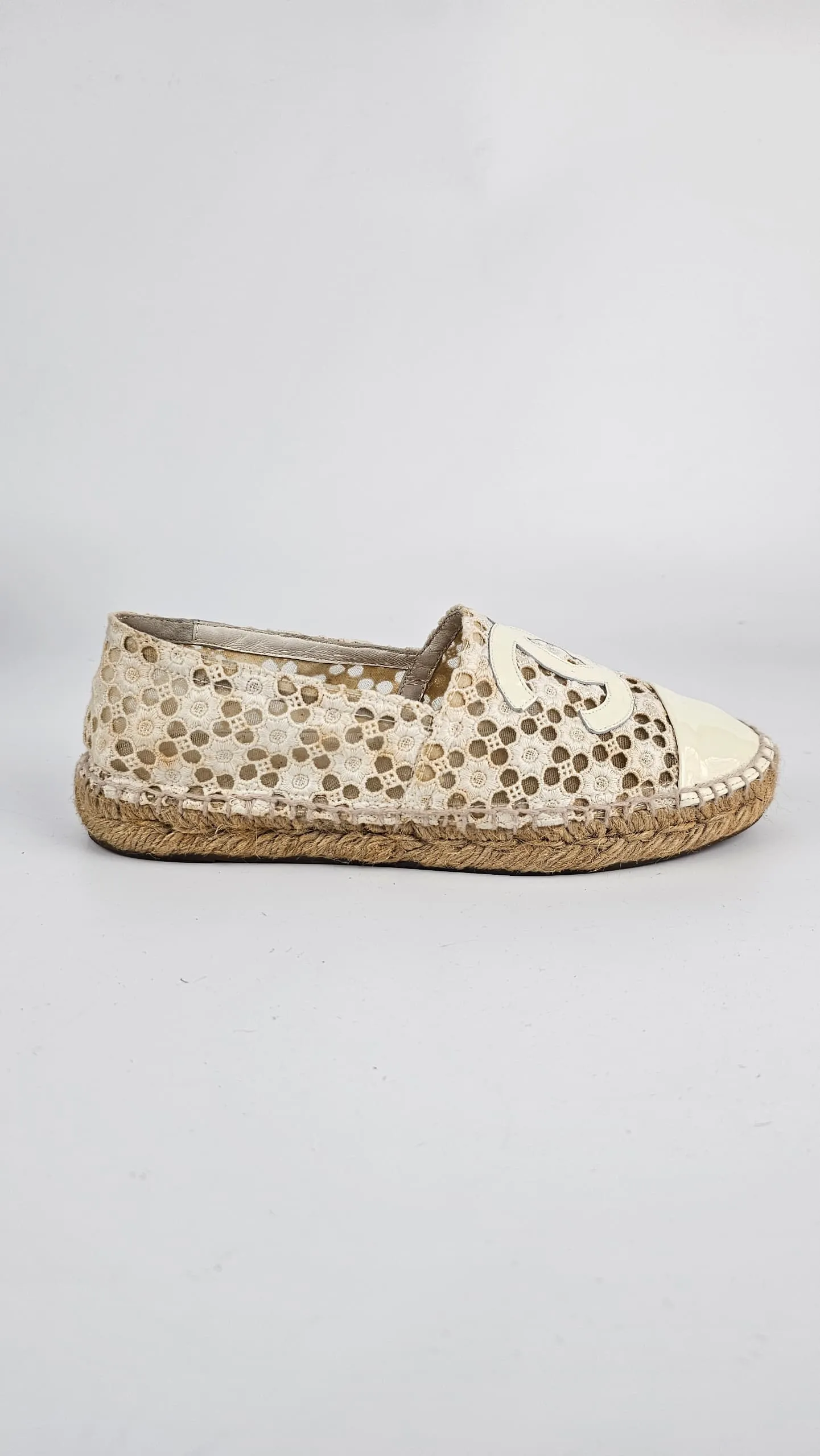 Embroidered Espadrilles in Off White and Off White Patent CC / Top Cap