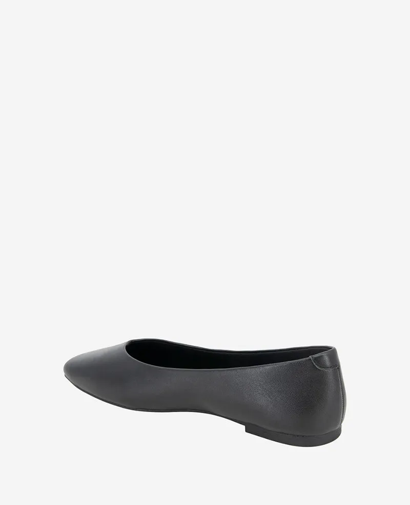 Johanna Leather Ballet Flat