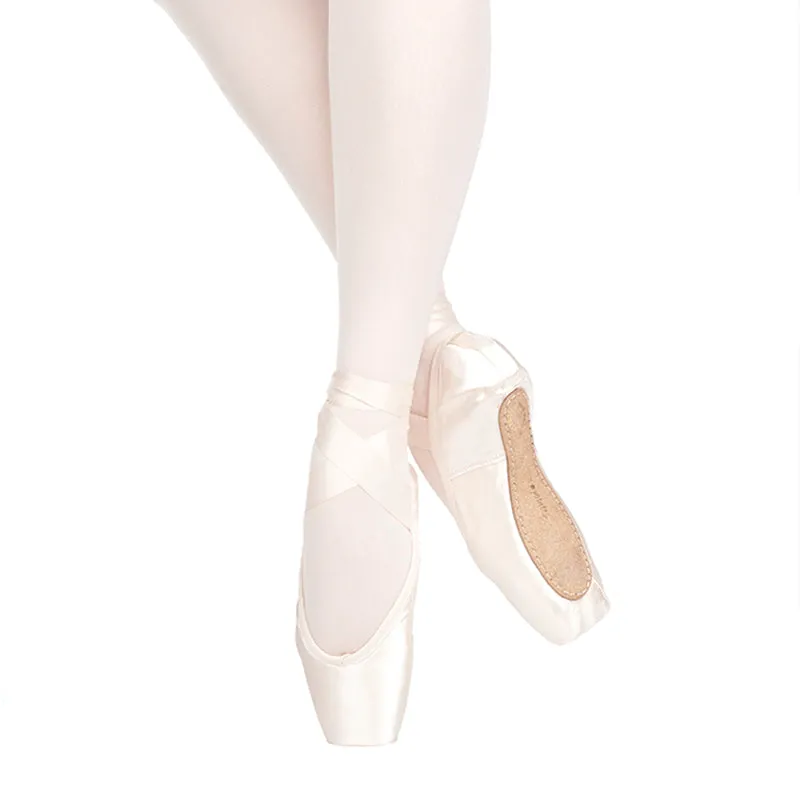 Russian Pointe Sapfir U-Cut Drawstring Pointe Shoes - Flexible Medium Shank